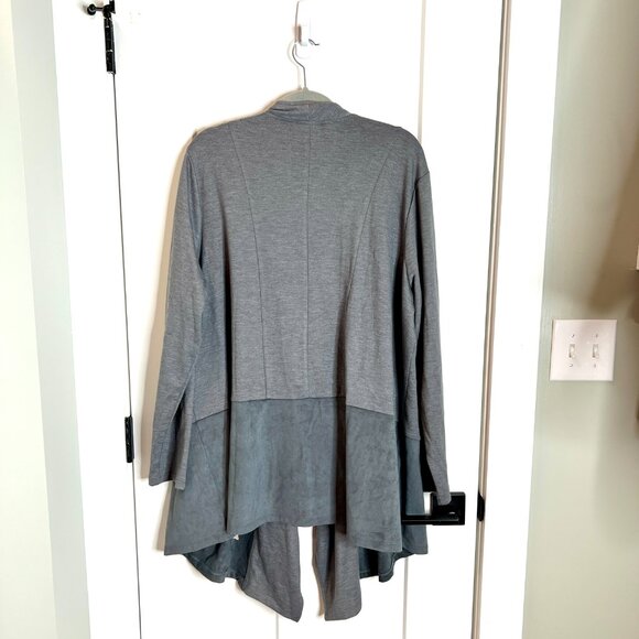 LOGO Lounge Gray Faux Suede Panel Waterfall Open Chunky Cardigan Shawl Size 2X - Picture 5 of 5
